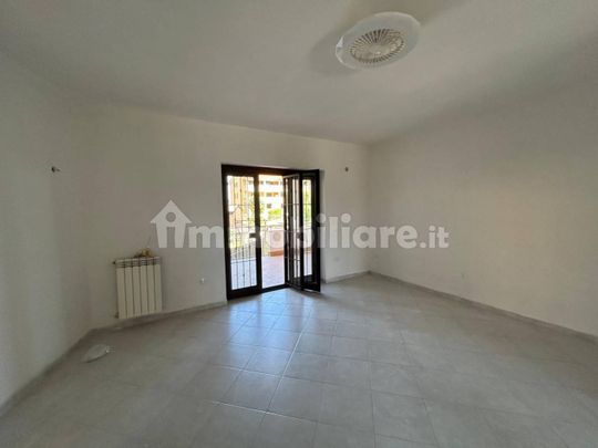 Trilocale via Cristoforo Colombo 11, Lago Patria, Castel Volturno - Foto 1