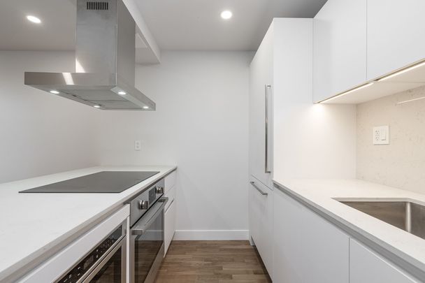 230 Oak Street - Photo 1