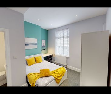 5 Bed Semi-Detached House, Strawberry Road, M6 - Photo 5