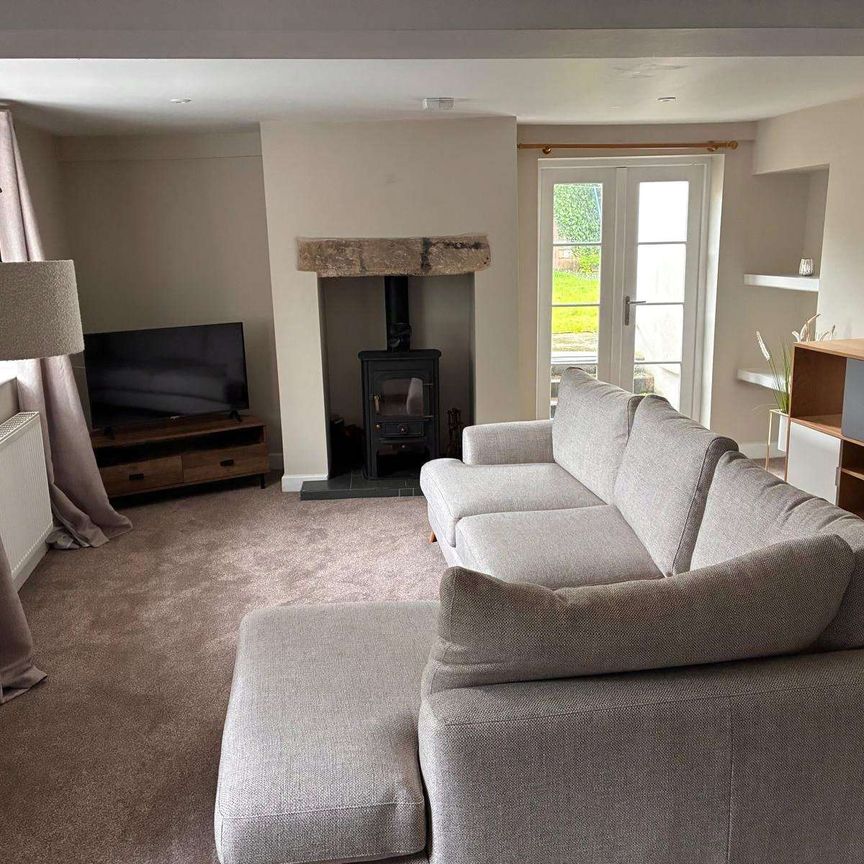 Charming two-bedroom cottage in excellent condition, just a short stroll from Cockermouth town centre - Photo 1