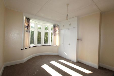 2 bedroom detached bungalow to rent - Photo 2