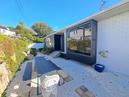 Room Only, 12 Ridge Lane, Central NP - Photo 2