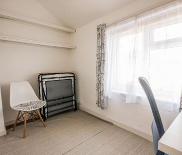 3 bedroom house to rent - Photo 2