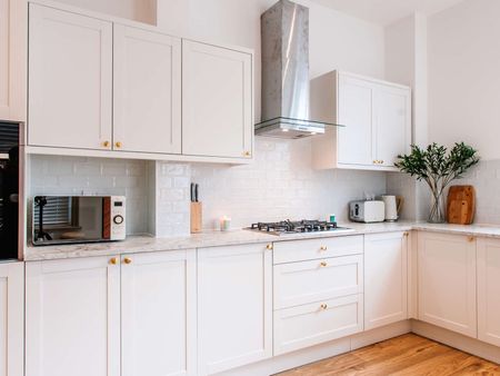 Parliament Street Unit 4 - Photo 3