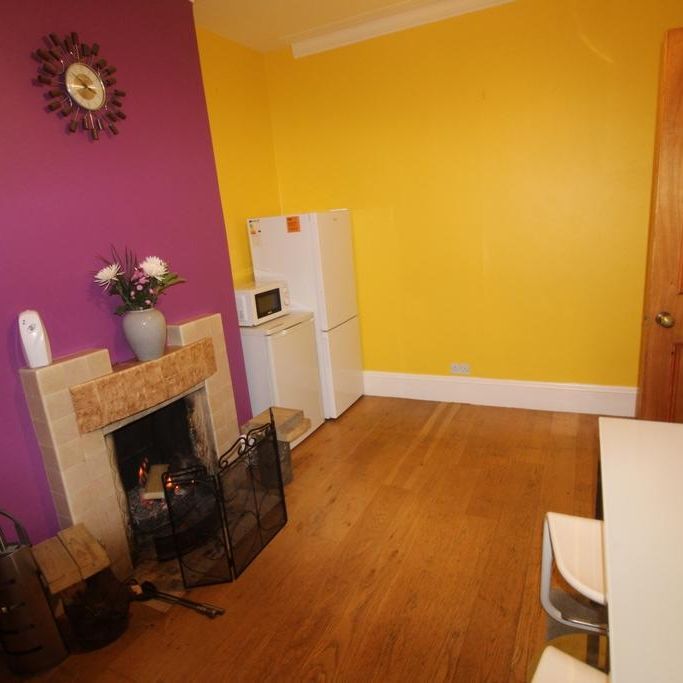 House share to rent - Photo 1