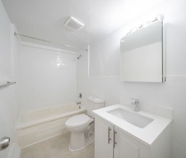 For Lease - 5 Glamorgan Avenue Unit# 901, Toronto, Ontario - Photo 6