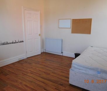 4 bedroom maisonette to rent - Photo 1