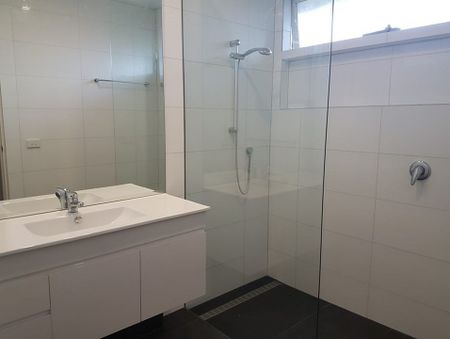 2/32 Kent Road, Surrey Hills - Photo 5