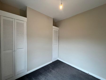 2 bedroom House To Let - Photo 3