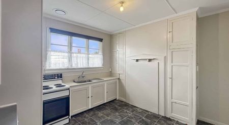 CITY CENTRE - 2 BEDROOMS - Photo 4