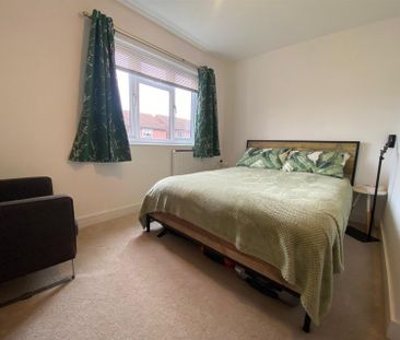 Gresley Court, Acomb - Photo 1