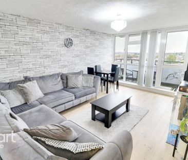 2 bedroom apartment to rent - Photo 2