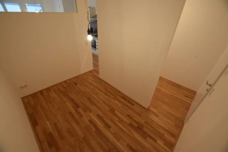 AB NOVEMBER VERFÜGBAR- HELLE 1,5-ZIMMERWOHNUNG AN DER U2! - Photo 5