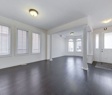 For Lease - 41 Leith Drive, Bradford West Gwillimbury, Ontario - Photo 2