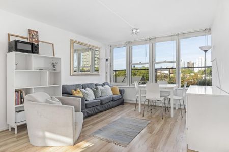 3 bedroom apartment to rent - Photo 3