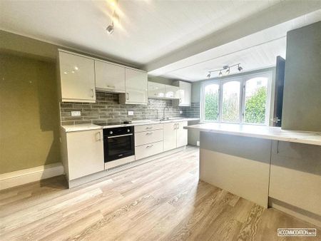 1 bedroom flat to rent - Photo 3