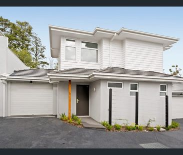 Executive Living Close to Everything - Photo 5