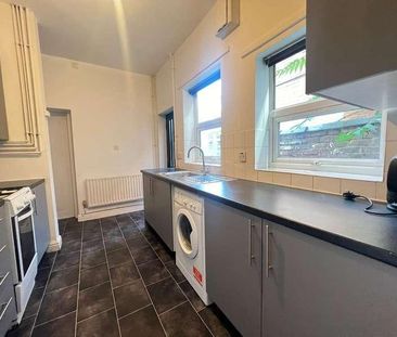 Bedroom Near Coventry Uni & City Centre, CV1 - Photo 4