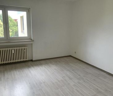 Toller Ausblick! - gut geschnittene 3-Zimmer-Wohnung mit Balkon und Aufzug in MG Güdderath - Foto 2