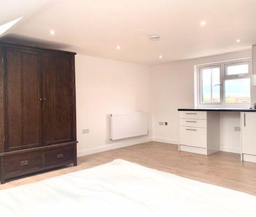 Studio to rent - Photo 5
