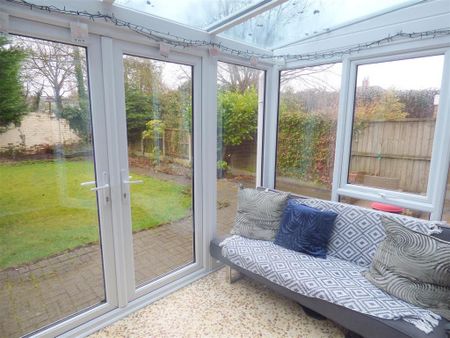 3 bedroom semi-detached house to rent - Photo 3