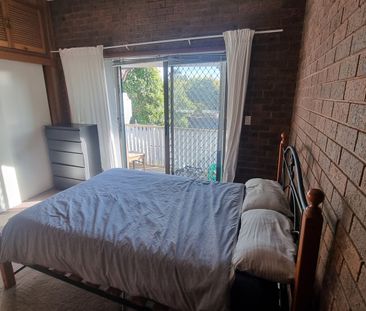746 Lygon Street, Carlton North VIC 3054 - House For Rent | Domain - Photo 2