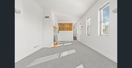 AMAZING 1 BEDROOM UNIT + PARKING IN THE HEART OF MOSMAN - Photo 5