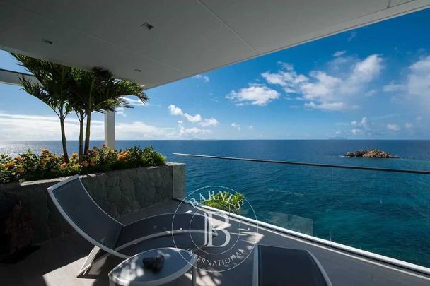 Villa avec vue d'exception à Gustavia. - Photo 1