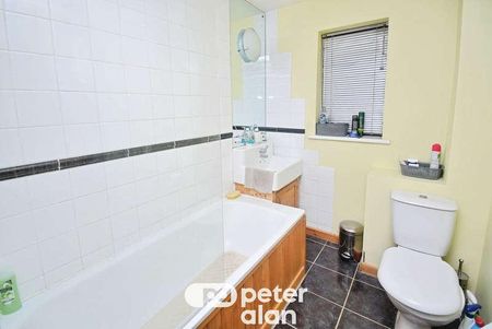 Waltwood Park Drive, Llanmartin, Newport, NP18 - Photo 3