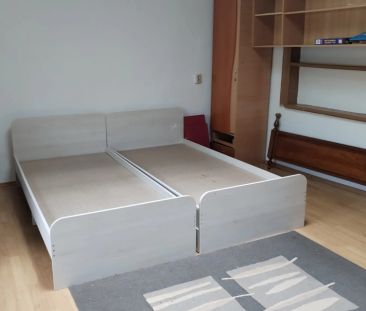 Apartament, 3 camere semidecomandat, 90 mp, Central, de inchiriat, ... - Photo 4