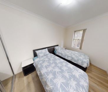 Chippendale - Photo 4