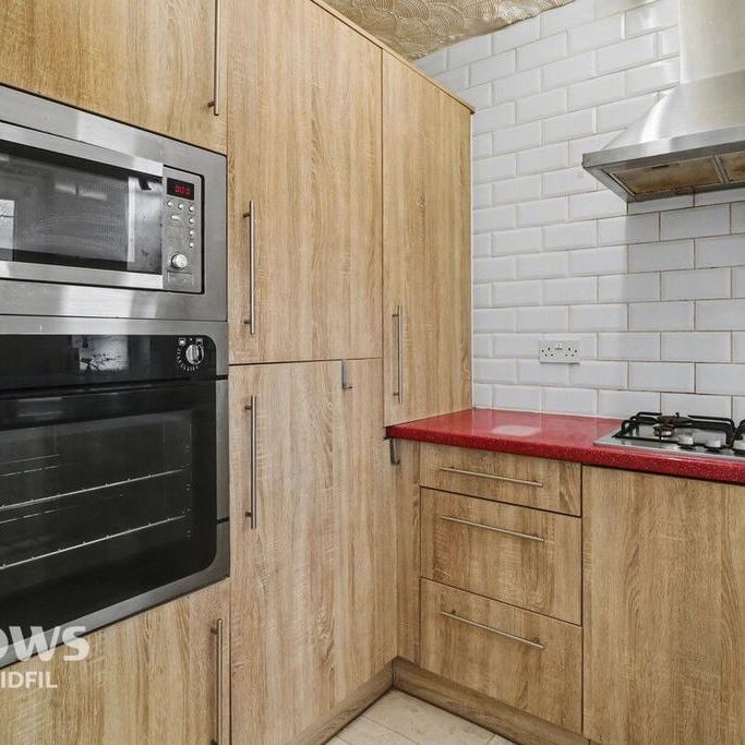 3 bedroom semi-detached house to rent - Photo 1