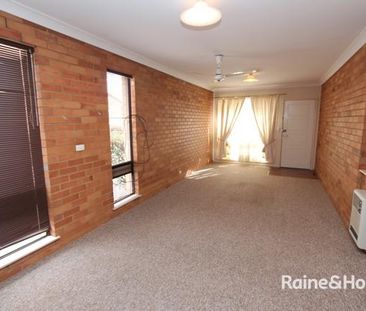 176 Rankin St, Bathurst, NSW 2795 - Photo 2