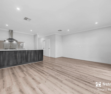 Modern Two-Storey Living in the Heart of Aveley!! - Photo 1