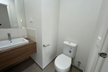 “Welcome to your fresh start at 46 Everbloom Cres!” - Photo 3