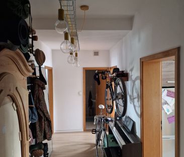 2-Zimmer Wohnung in Denkmal | Lütt Immobilien | Ihr Makler in Kiel ... - Photo 1