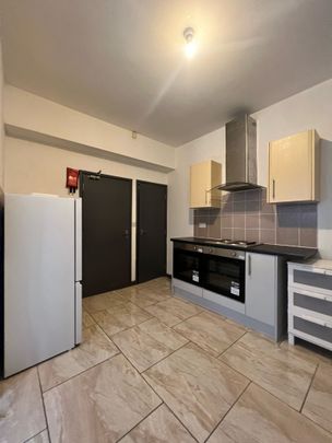 Harefield Road Room 6 - Photo 1