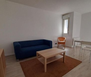 Location Appartement 2 pièces 54m² LA ROCHELLE 17000 - Photo 1