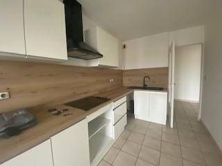 Location appartement rénové 4 pièces 79.66 m² à Romans-sur-Isère (26100) 5 - Photo 5