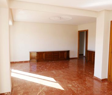 Flat for rent in Valencia - Photo 3