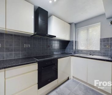 Redford Close, Feltham,TW13 - Photo 2