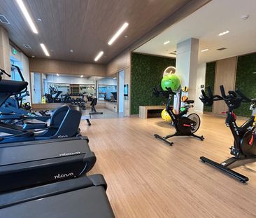 For Lease - 3250 Carding Mill Trail Unit# 332, Oakville, Ontario - Photo 6