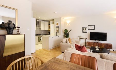 4 bedroom flat to rent - Photo 5