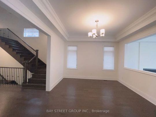 Detached Home For Lease | N9245919 - Photo 1