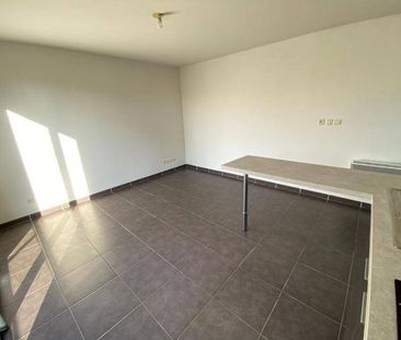 Location appartement récent 2 pièces 36.07 m² à Montpellier (34000) - Photo 2