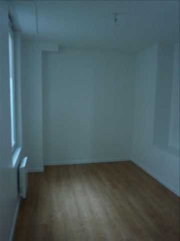 Location Appartement 2 pièces 38m² BOULOGNE SUR MER 62200 - Photo 5