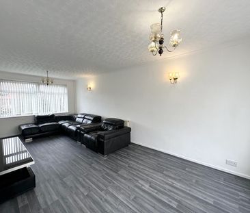 Swarcliffe Road, Leeds - Photo 1
