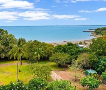 Prime Esplanade Living – Spacious Apartment With Exceptional Views - Photo 5