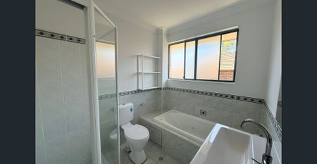 2 BEDROOM PENTHOUSE UNIT - Photo 5