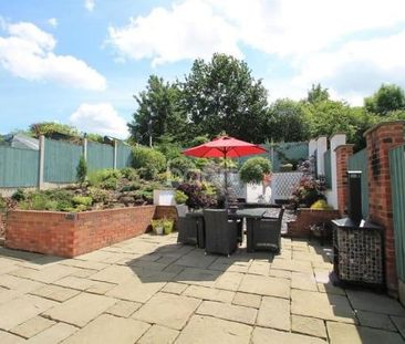 2 Bed End Terrace, Sneinton Dale, NG3 - Photo 1